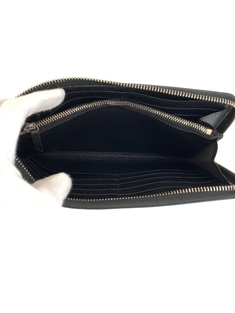 Gucci GG Metal Black Silver Leather Wallet Wrist